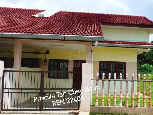 Corner besar dgn tanah besar Taman Samarindah 1