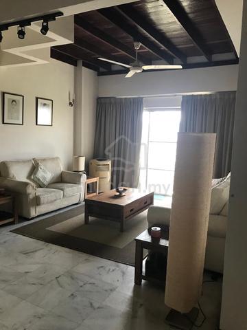 Emerald Hill Condominium 1