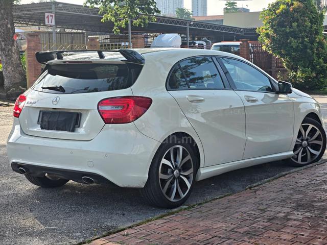 2015 Mercedes Benz A200 BlueEFCY 1.6 AMG A 45 FL - 2