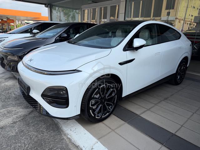 2025 Xpeng G6 AWD LAST UNIT WHITE, Inte. DARK GREY - 3