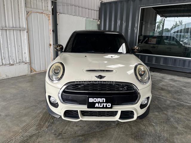 Mini Cooper S 2.0 F55 4 Doors Low Mileage - 2