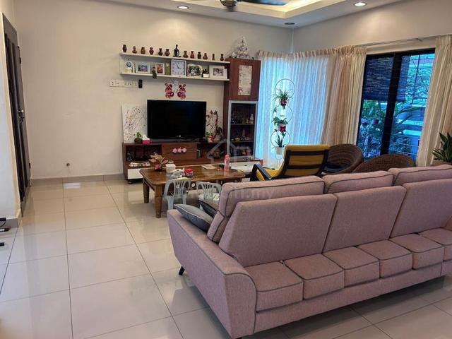 Landed House Bandar Bukit Raja (Basic Unit 5 Rooms, 5 Bathrooms) 1