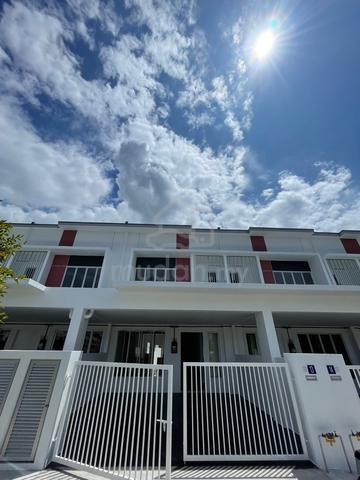 Irama Sendayan Double Storey House for Sale – Facing Open 1