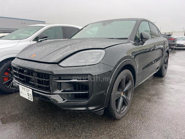 2024 Porsche CAYENNE COUPE - 2