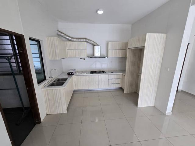 V-Residensi 1