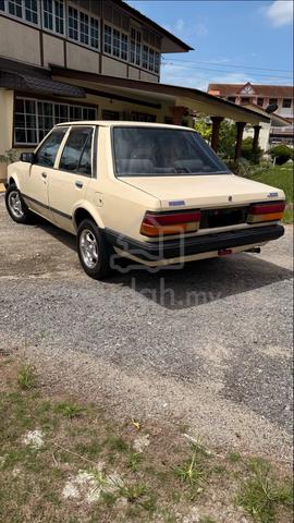 1995 Mazda 323 1.3 (M) - 4