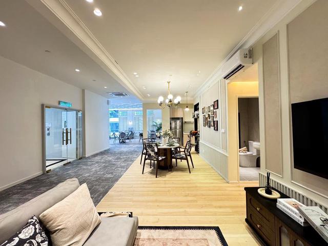 Tuan Straits Residency 1