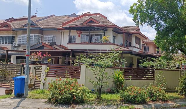 Double Storey Corner Lot For Sale 1