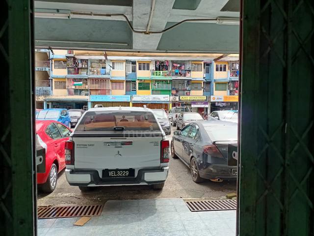 Affordable Below Market 800sf Gound Floor SHOP Next to Ampang Hospital 1