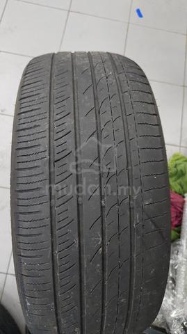 Toyo tyres - photo 2 of 6