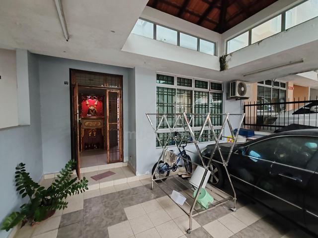 Taman skudai indah double storey terrace house mutiara rini universiti 1