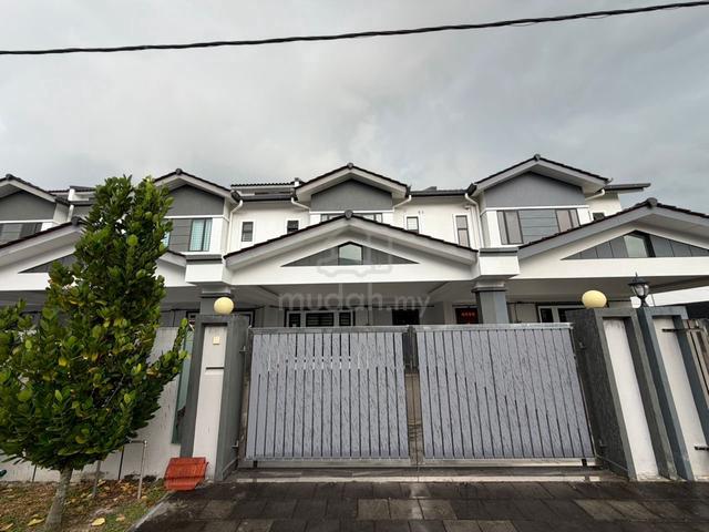Double Storey Terrace House For Rent 1