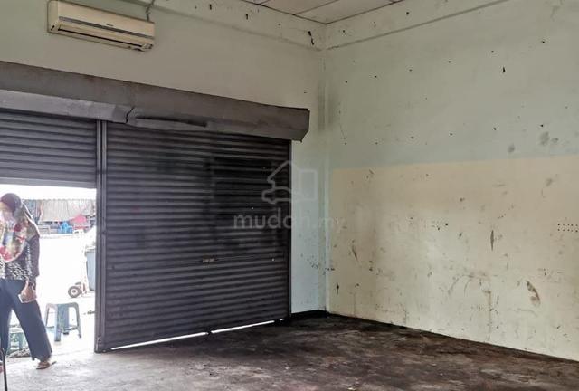 Batu 4 Old Klang Road Facing Main Rd Shop lot 1100sf, Everyone Can See 1