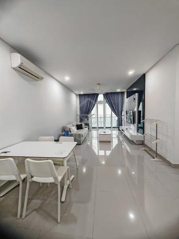 One Medini 1