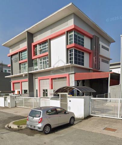 Super Rare 3 Storey Semi-D Factory @ Bukit Serdang For Rent 1