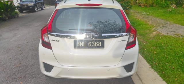 2015 Honda JAZZ 1.5 V (A) - 2