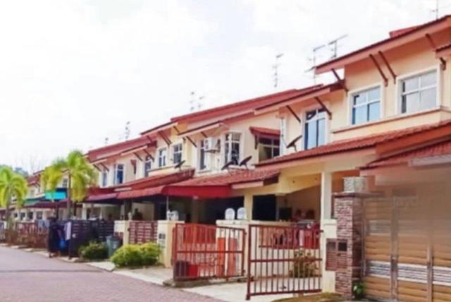 Skudai Bdr Selesa Jaya Jln Silat Sinding Villa Koi Townhouse 1st Floor 1