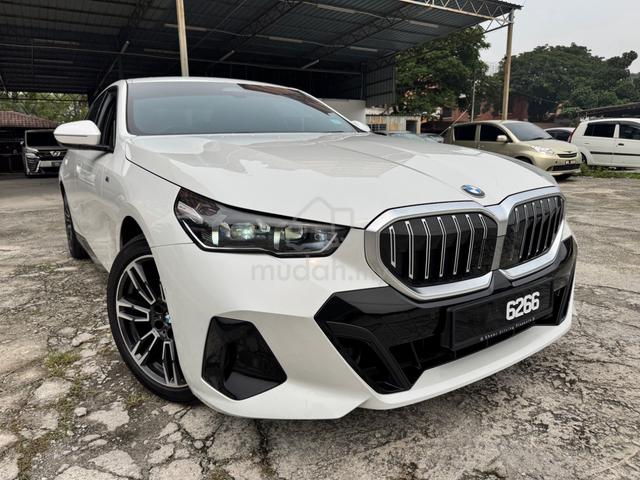 BMW 520i M-SPORT FULL SERVICE RECORD - 4