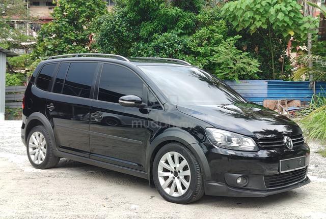 2013 Volkswagen TOURAN 1.4 (A) FREE WARRANTY ! - 1