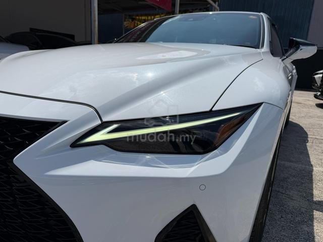 2022 Lexus IS300 2.0 F-SPORT MARK LEVINSON SOUND - 3