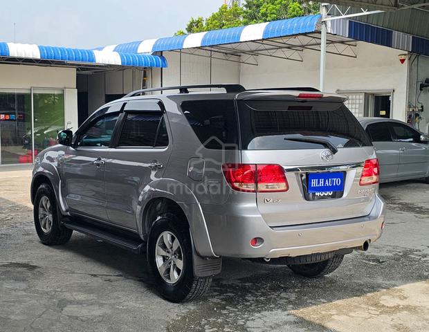 2006 Toyota FORTUNER 2.7 V (A) Tip Top Low Mileage - 3