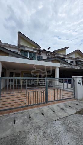 Teres 2 Tingkat Di Lakeville Seri Iskandar Untuk Dijual 1