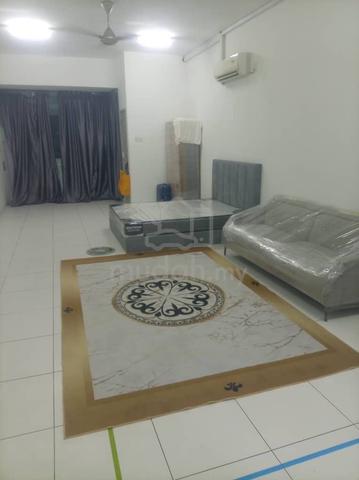 Akademik Suite 1