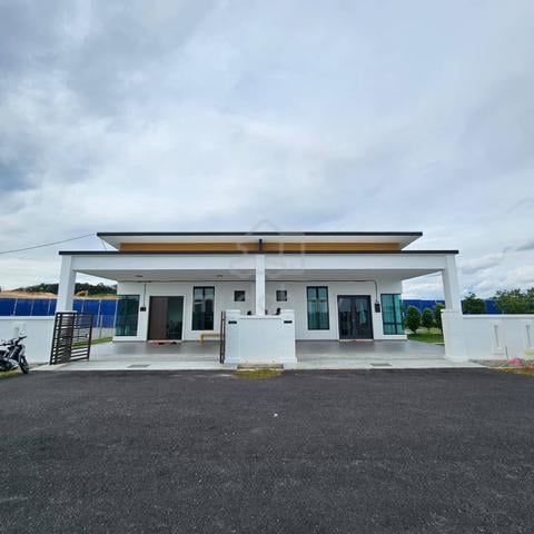 Freehold Single storey Semi D with Extra Land nr Bertam Melaka 1