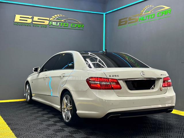 2010/12 Mercedes Benz E250 SROOF CGI BlueEFCY AMG - 3