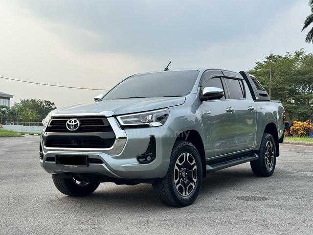 2021 Toyota HILUX 2.4 V FACELIFT (A) Full Spec - 4