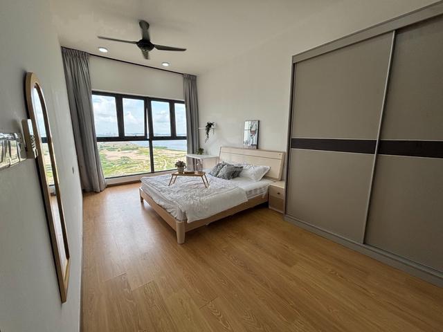 Large Master Room Bay Point Country Garden Danga Bay Available 1
