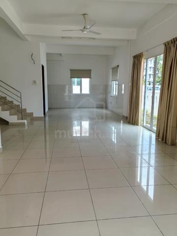 Taman Vila Permai Jaya (2.5-Storey terrace Corner lot For Sale) 1