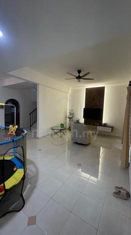 Double storey corner lot house 1