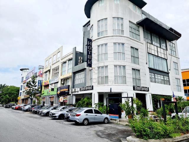 4.5%ROI 3sty Shop Lot Taman Tasik Prima Puchong Bandar Puteri Utama 1