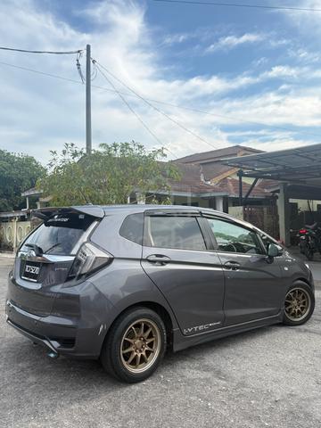 2016 Honda JAZZ 1.5 S (A) - 2