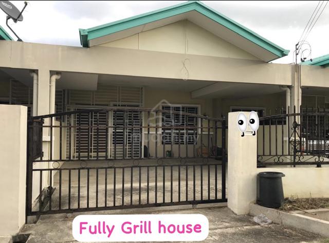 August 2026 Fully Furnished 3BR Family Home with 2 Carparks 1