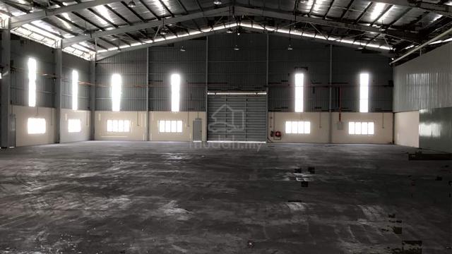 Rawang town factory , nearby selayang , prime location 1