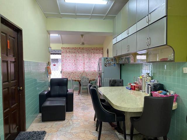 Jelutong 1.5sty terrace Corner 3000sf with compound 1