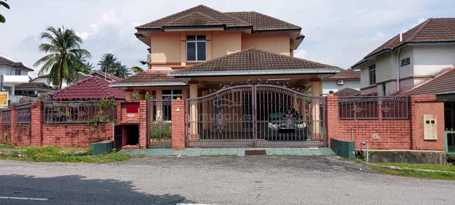RENOVATED CORNER! 2 Sty Bungalow Corner Taman Tasik Semenyih, Semenyih 1