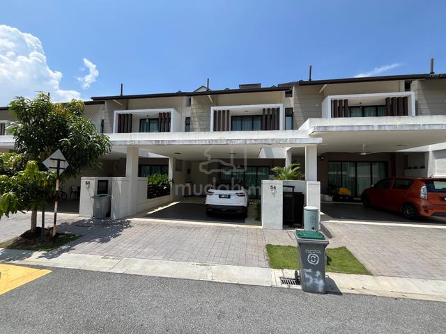 Facing Playground Double Storey 24x75 Laman Alamanda Kota Seriemas 1