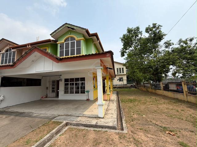 Freehold Corner Lot Taman Pelangi Semenyih 2 Storey For Sale 1