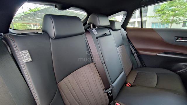 2025 Toyota HARRIER 2.0 G SPEC MANY UNITS - 4