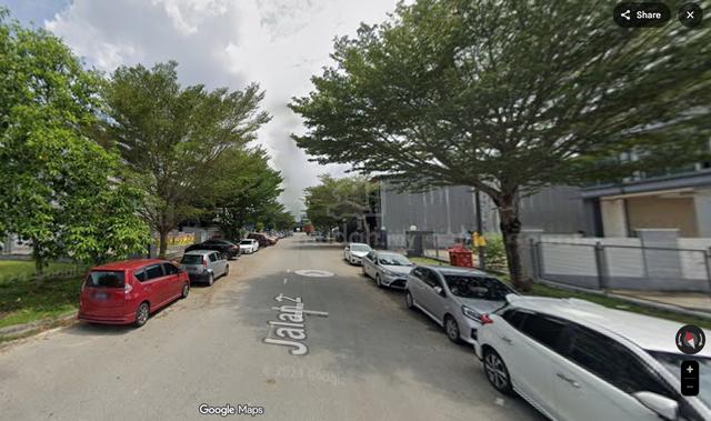(Trailer lorry friendly!) 1.5-Sty Semi D factory @ Lekas 18,Semenyih 1