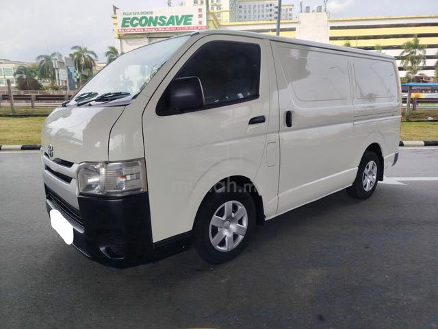 Ori 2017 Toyota Hiace 2.5 (M) Panel Van - 3