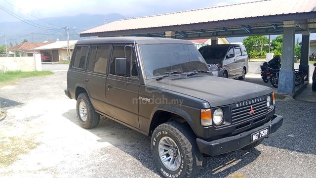 1999 Mitsubishi PAJERO 2.5 (M) - 4