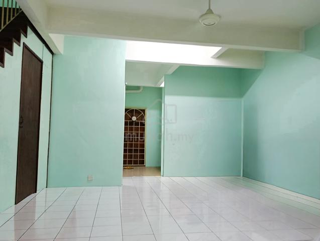 RUMAH TERES 2-TINGKAT di SENAWANG, N.SEMBILAN. 1