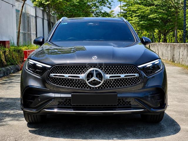 Mileage-5k Mercedes Benz GLC300 2.0 AMG 4Matic - 2