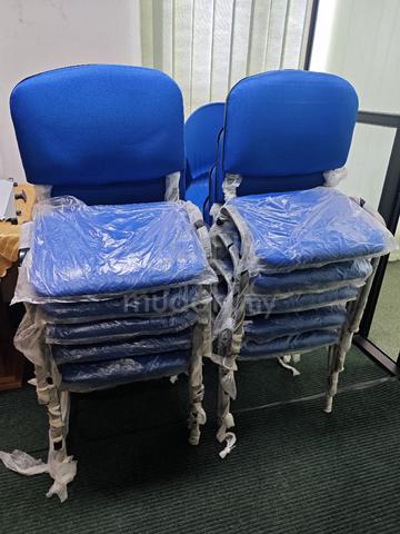 soft cushion office meeting chair visitor chair  - photo 3 of 3