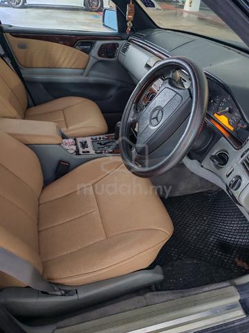 1998 Mercedes Benz E-CLASS 2.8 280 CLASSIC (CKD) - 4