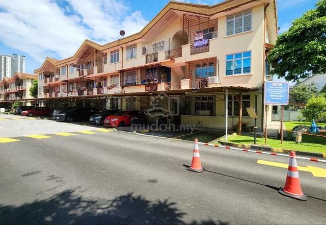 Bilik Sewa Perempuan Ampang 1
